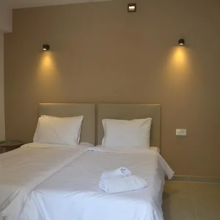 Hotel Centroom Levádeia