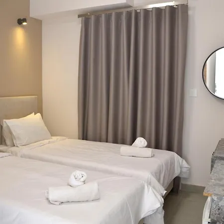 Hotel Centroom Levádeia