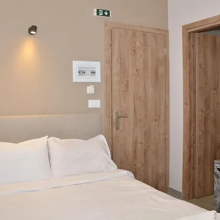 Centroom * Levádeia